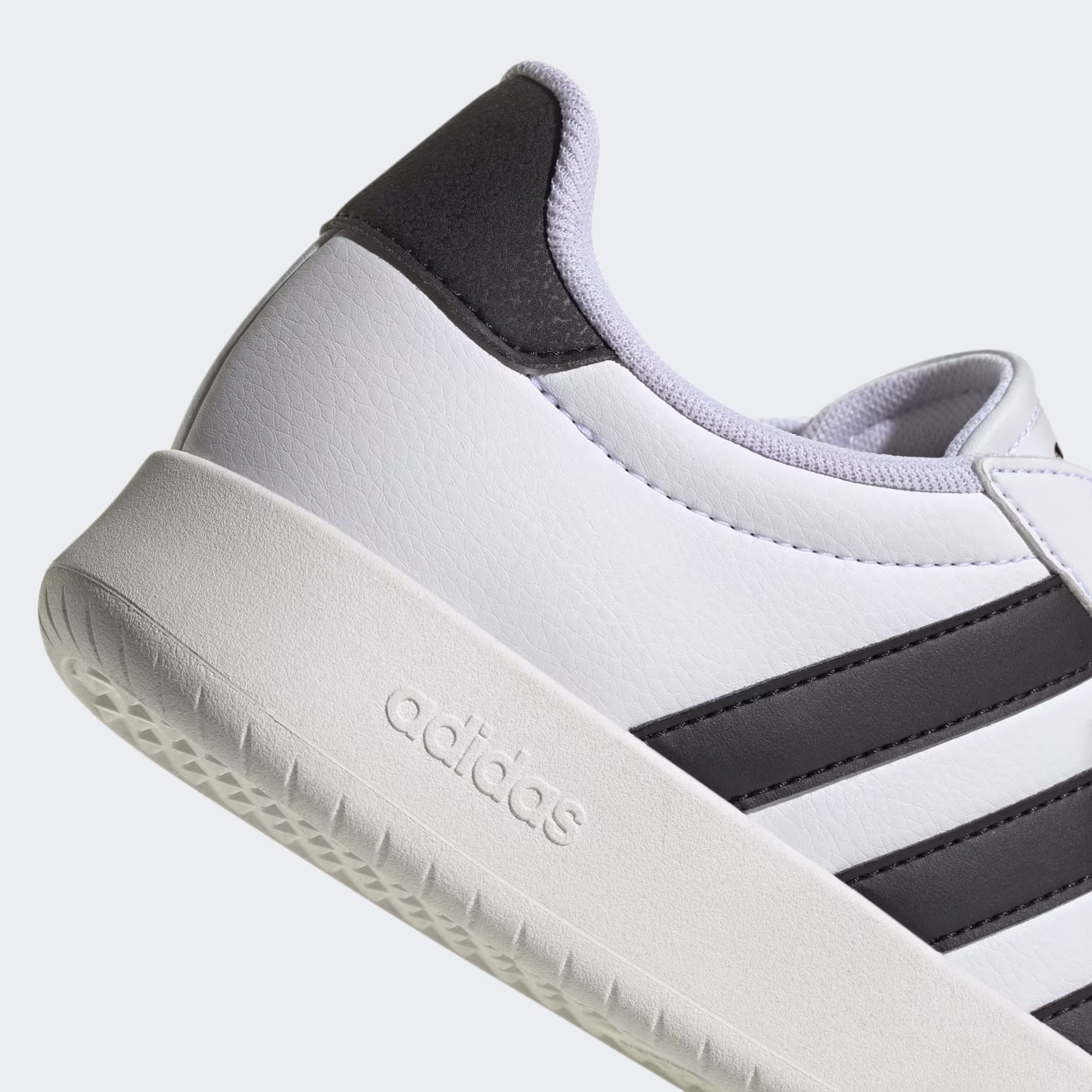 BARREDA_Branco_KJ0972_41_detail