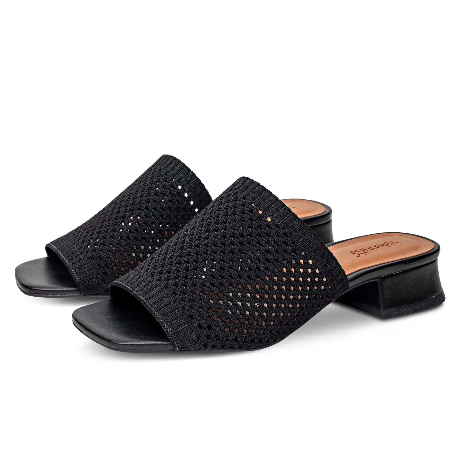 tamanco-camilla-salto-bloco-preto-valentina-flats-455058-1-a_1600x1600+fill_ffffff