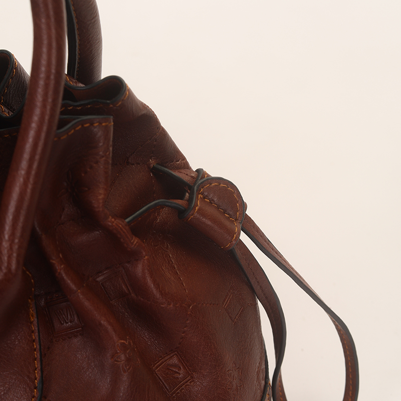 46379083z-3101020051